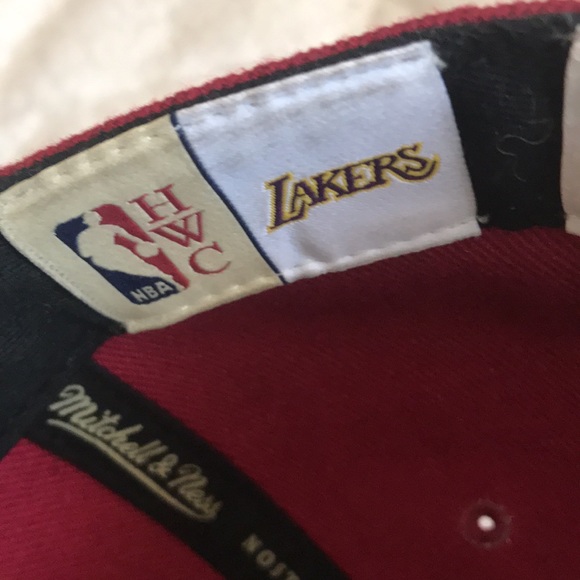 Lakers fitted - Picture 6 of 8